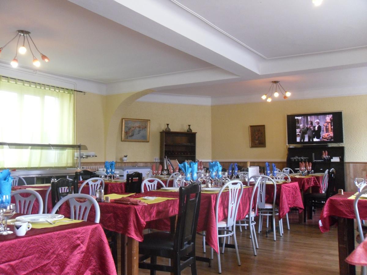 L'Escale Gourmande 호텔 Châlus 외부 사진